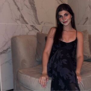 Meet your Posher, Emma